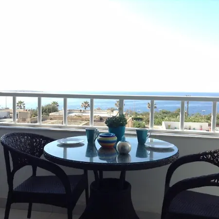 Seafront Apartment With Pool St. Paul's Bay Exterior foto